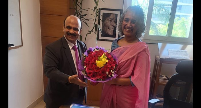CA. Rajendra Kumar P, Chairman, Board of Internal Audit and Management Accounting, ICAI meet up with Ms. Rebecca Mathai, Additional Deputy Comptroller & Auditor General, (International Relations & Coordination) on April 03, 2023 in the office of Comptroller and Auditor General of India (C&AGI), Delhi.